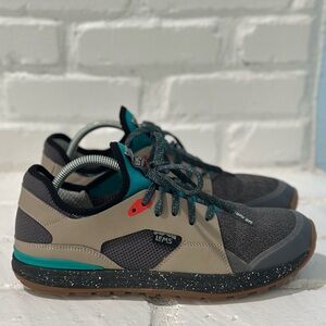 Lems Mesa Hiking/Trail sneakers, Men’s size 11, safari